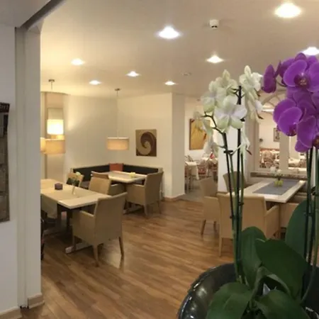 City Hotel Duesseldorf-2